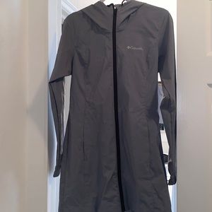 NWOT - Columbia Lightweight Grey Coat